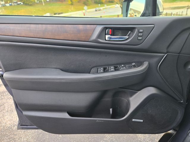 2016 Subaru Outback 2.5i Limited | Ellisville, MO | AutoPort 2016 Subaru Outback 2.5i Limited | Ellisville, MO | AutoPort