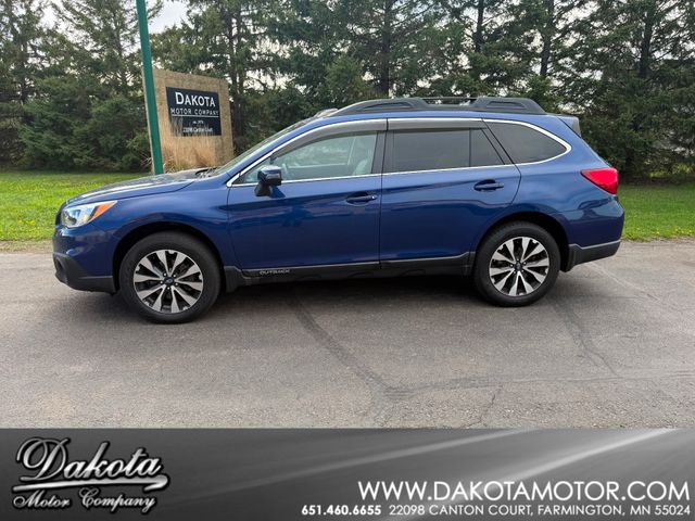 2016 Subaru Outback 3.6R Limited | Farmington, MN | Dakota Motor Company 