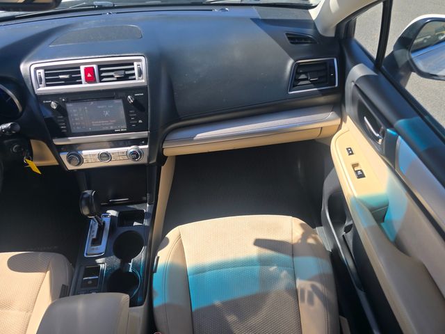 2016 Subaru Outback 2.5i Premium 2016 Subaru Outback 2.5i Premium