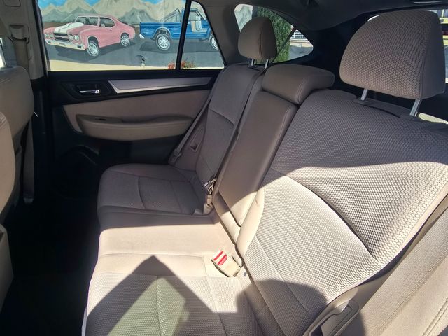 2016 Subaru Outback 2.5i Premium 2016 Subaru Outback 2.5i Premium