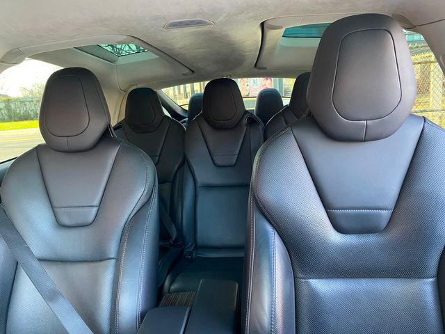 2016 Tesla Model X 90D  7 PASSENGER | New Brunswick, New Jersey | Brilliant Auto Sales