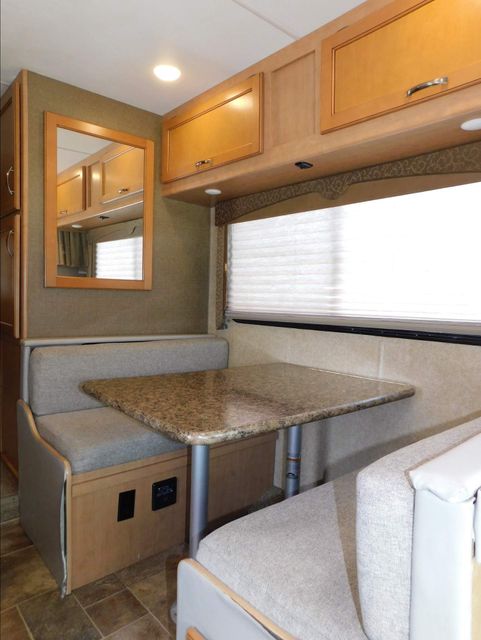 2016 Thor Freedom Elite  22FE