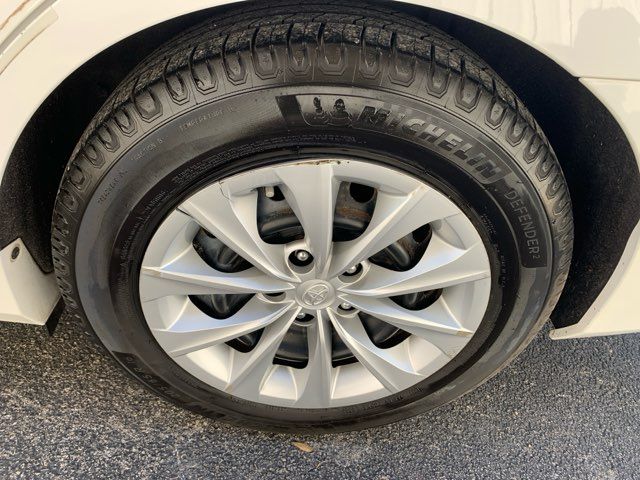 2016 Toyota Camry Hybrid LE | San Antonio, TX | Clear Choice Automotive South 2016 Toyota Camry Hybrid LE | San Antonio, TX | Clear Choice Automotive South