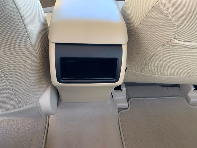 2016 Toyota Camry Hybrid LE | San Antonio, TX | Clear Choice Automotive South 2016 Toyota Camry Hybrid LE | San Antonio, TX | Clear Choice Automotive South