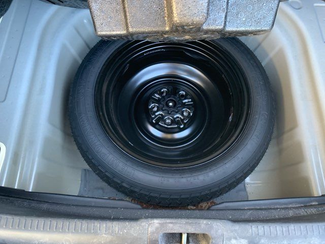 2016 Toyota Camry Hybrid LE | San Antonio, TX | Clear Choice Automotive South