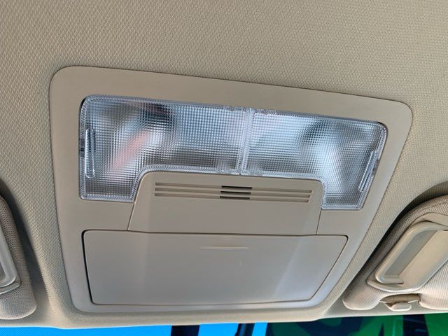 2016 Toyota Camry Hybrid LE | San Antonio, TX | Clear Choice Automotive South