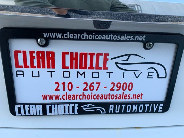 2016 Toyota Camry Hybrid LE | San Antonio, TX | Clear Choice Automotive South