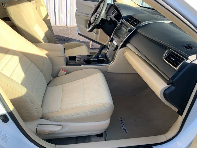 2016 Toyota Camry Hybrid LE | San Antonio, TX | Clear Choice Automotive South 2016 Toyota Camry Hybrid LE | San Antonio, TX | Clear Choice Automotive South