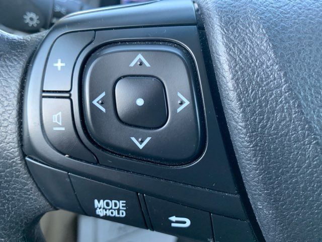 2016 Toyota Camry Hybrid LE | San Antonio, TX | Clear Choice Automotive South 2016 Toyota Camry Hybrid LE | San Antonio, TX | Clear Choice Automotive South