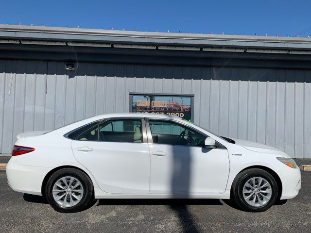 2016 Toyota Camry Hybrid LE | San Antonio, TX | Clear Choice Automotive South