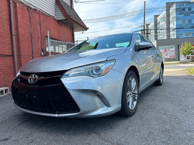 2016 Toyota Camry SE | New Brunswick, New Jersey | Brilliant Auto Sales