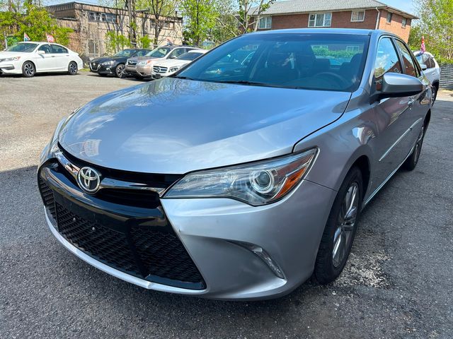 2016 Toyota Camry SE | New Brunswick, New Jersey | Brilliant Auto Sales