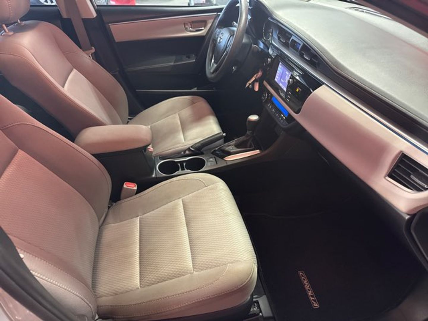 2016 Toyota Corolla LE [1F7] Classic Silver Metallic at Gerry Lane Buick GMC
