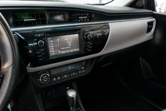 2016 Toyota Corolla LE 2016 Toyota Corolla LE