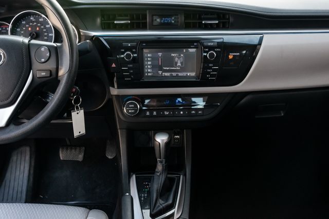 2016 Toyota Corolla LE 2016 Toyota Corolla LE