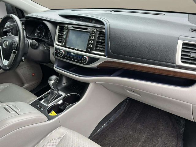 2016 Toyota Highlander Limited | Alpharetta, GA | Star Motors 2016 Toyota Highlander Limited | Alpharetta, GA | Star Motors