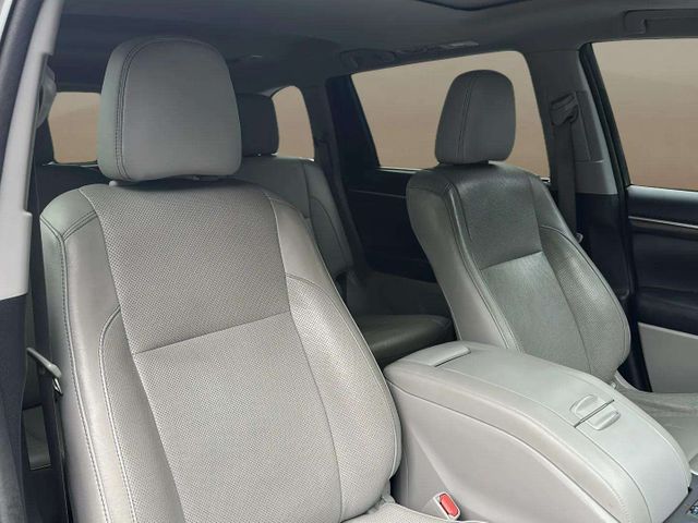 2016 Toyota Highlander Limited | Alpharetta, GA | Star Motors 2016 Toyota Highlander Limited | Alpharetta, GA | Star Motors