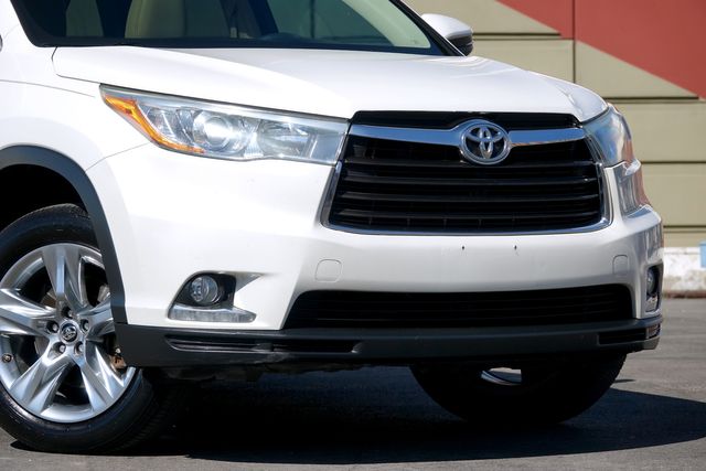 2016 Toyota Highlander Limited V6 AWD | Carrollton, TX | Perfect Motorcars 2016 Toyota Highlander Limited V6 AWD | Carrollton, TX | Perfect Motorcars
