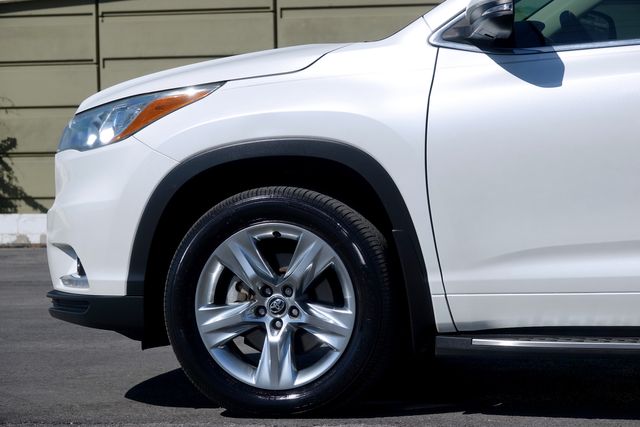 2016 Toyota Highlander Limited V6 AWD | Carrollton, TX | Perfect Motorcars 2016 Toyota Highlander Limited V6 AWD | Carrollton, TX | Perfect Motorcars