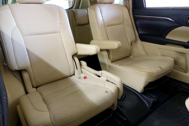 2016 Toyota Highlander Limited V6 AWD | Carrollton, TX | Perfect Motorcars 2016 Toyota Highlander Limited V6 AWD | Carrollton, TX | Perfect Motorcars