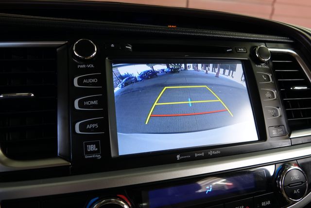 2016 Toyota Highlander Limited V6 AWD | Carrollton, TX | Perfect Motorcars 2016 Toyota Highlander Limited V6 AWD | Carrollton, TX | Perfect Motorcars