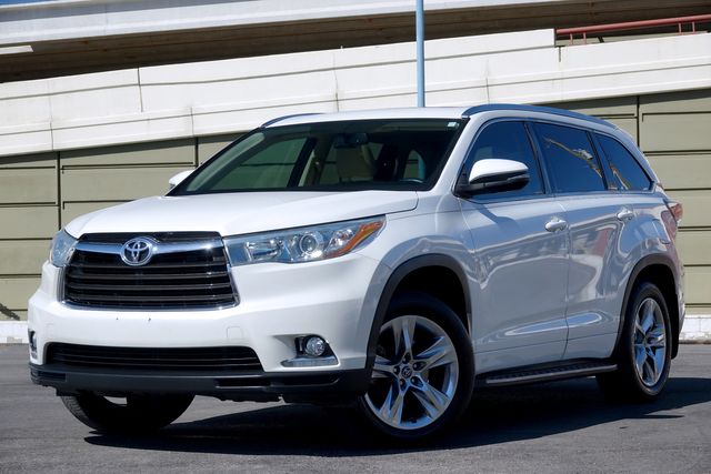 2016 Toyota Highlander Limited V6 AWD | Carrollton, TX | Perfect Motorcars 2016 Toyota Highlander Limited V6 AWD | Carrollton, TX | Perfect Motorcars