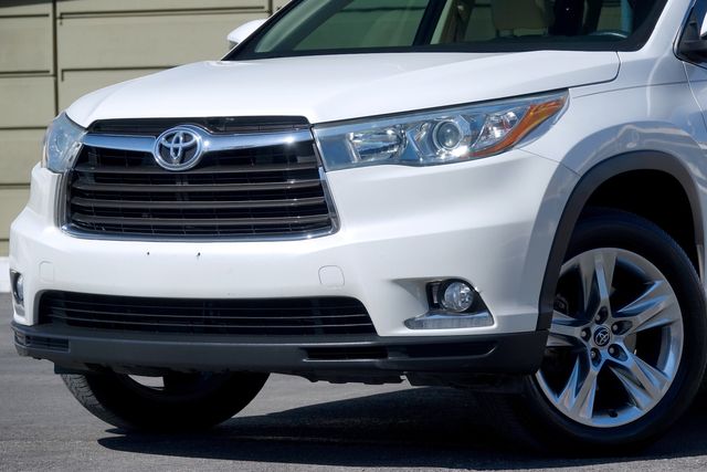 2016 Toyota Highlander Limited V6 AWD | Carrollton, TX | Perfect Motorcars 2016 Toyota Highlander Limited V6 AWD | Carrollton, TX | Perfect Motorcars