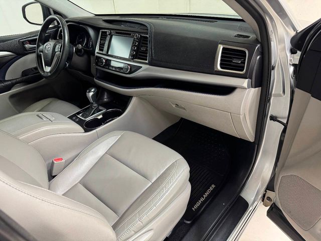 2016 Toyota Highlander XLE | Houston, TX | Houston Auto Credit