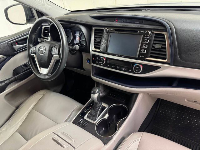 2016 Toyota Highlander XLE | Houston, TX | Houston Auto Credit