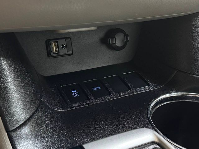 2016 Toyota Highlander XLE | Houston, TX | Houston Auto Credit