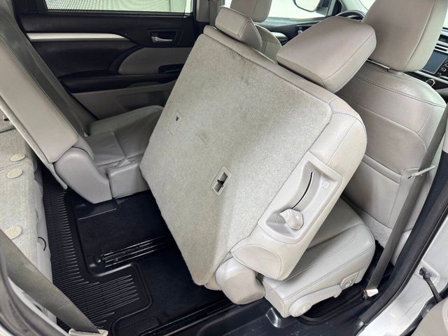 2016 Toyota Highlander XLE | Houston, TX | Houston Auto Credit