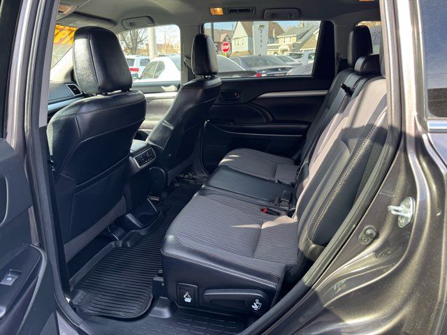 2016 Toyota Highlander LE Plus