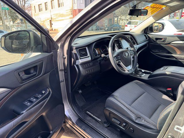 2016 Toyota Highlander LE Plus