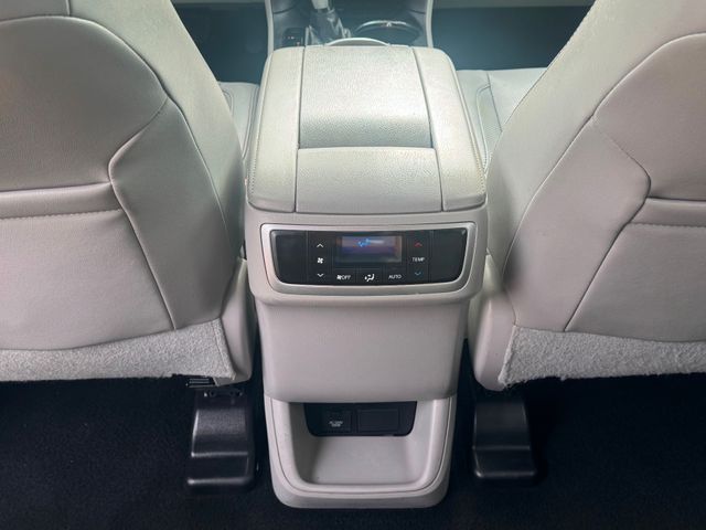 2016 Toyota Highlander Limited | Plano, TX | Schneck Motor Company