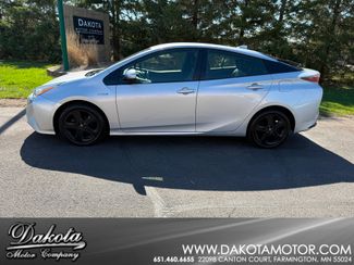 2016 Toyota Prius Three Eco | Farmington, MN | Dakota Motor Company 