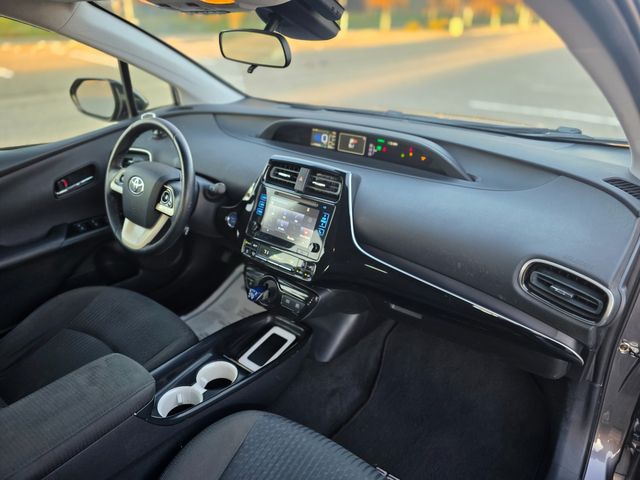 2016 Toyota Prius Three 2016 Toyota Prius Three