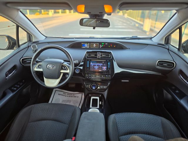 2016 Toyota Prius Three
