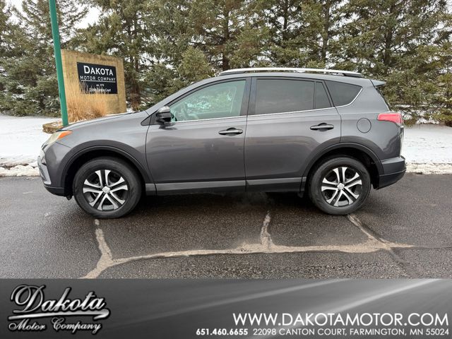 2016 Toyota RAV4 LE | Farmington, MN | Dakota Motor Company 