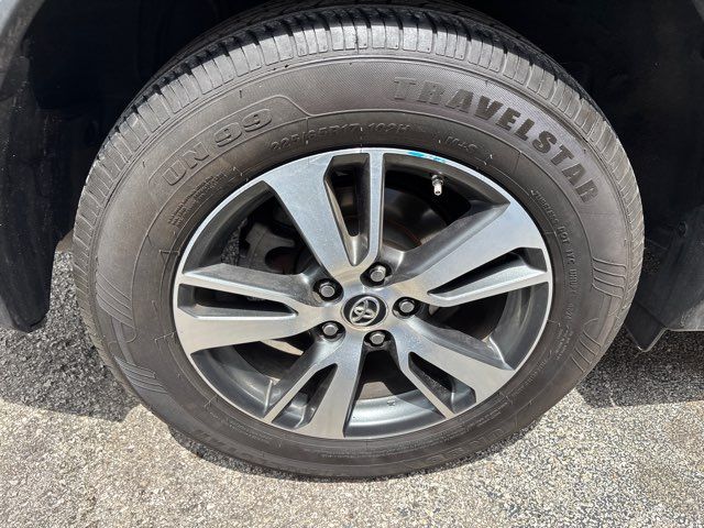 2016 Toyota RAV4 XLE | San Antonio, TX | Clear Choice Automotive South