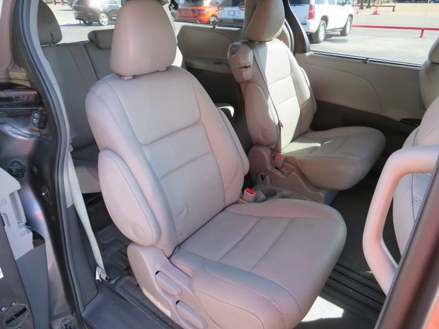 2016 Toyota Sienna XLE 8-Passenger