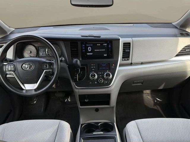 2016 Toyota Sienna LE 8-Passenger | Alpharetta, GA | Star Motors 2016 Toyota Sienna LE 8-Passenger | Alpharetta, GA | Star Motors