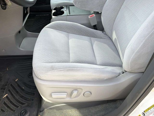 2016 Toyota Sienna LE 8-Passenger | Alpharetta, GA | Star Motors 2016 Toyota Sienna LE 8-Passenger | Alpharetta, GA | Star Motors