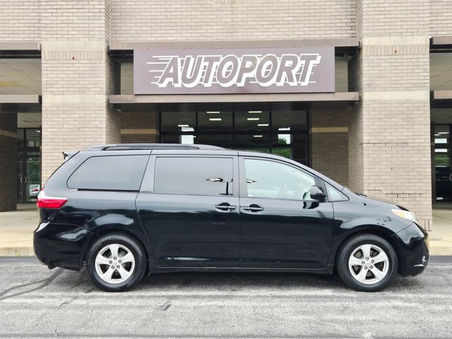 2016 Toyota Sienna LE 8-Passenger | Ellisville, MO | AutoPort