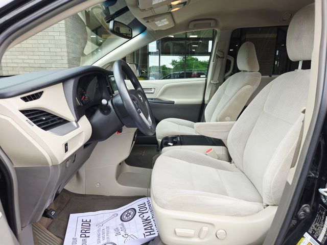 2016 Toyota Sienna LE 8-Passenger | Ellisville, MO | AutoPort 2016 Toyota Sienna LE 8-Passenger | Ellisville, MO | AutoPort