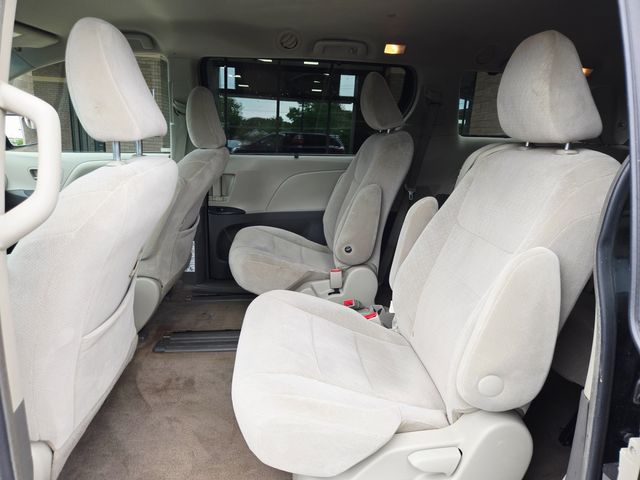 2016 Toyota Sienna LE 8-Passenger | Ellisville, MO | AutoPort 2016 Toyota Sienna LE 8-Passenger | Ellisville, MO | AutoPort