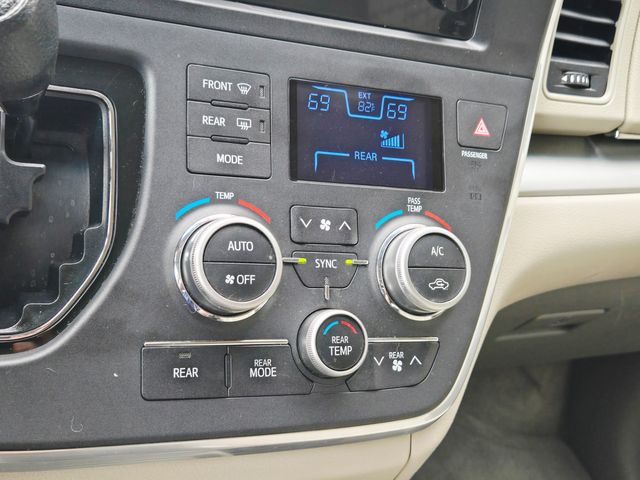 2016 Toyota Sienna LE 8-Passenger | Ellisville, MO | AutoPort 2016 Toyota Sienna LE 8-Passenger | Ellisville, MO | AutoPort