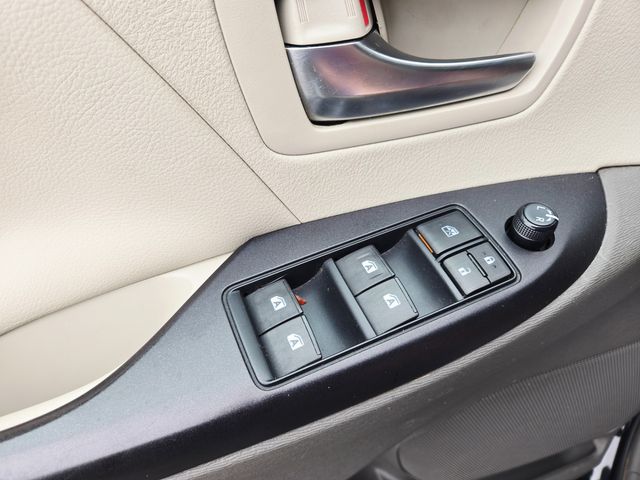 2016 Toyota Sienna LE 8-Passenger | Ellisville, MO | AutoPort 2016 Toyota Sienna LE 8-Passenger | Ellisville, MO | AutoPort