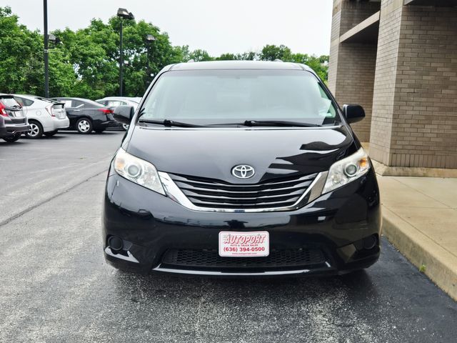 2016 Toyota Sienna LE 8-Passenger | Ellisville, MO | AutoPort