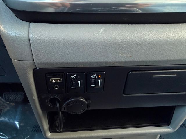 2016 Toyota Sienna XLE Premium 8-Passenger