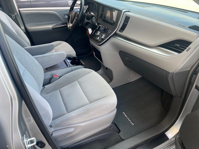 2016 Toyota Sienna LE 8-Passenger V6 Imports and More Inc 2016 Toyota Sienna LE 8-Passenger V6 Imports and More Inc